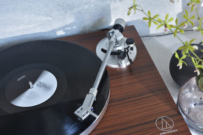 Audio-Technica AT-LPW50BT-RW Manual Belt-Drive Turntable, Rosewood